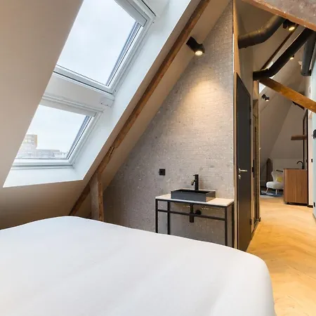 Ξενοδοχείο με διαμερίσματα Ocean House Scheveningen 4*