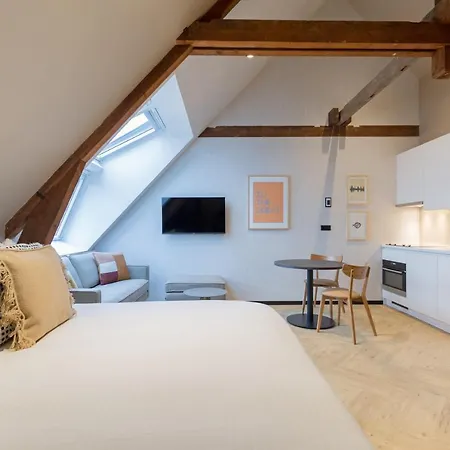 Ocean House Scheveningen 4*