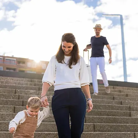 Ocean House Scheveningen شقة فندقية *