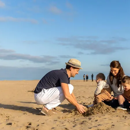 Ocean House Scheveningen لاهاي