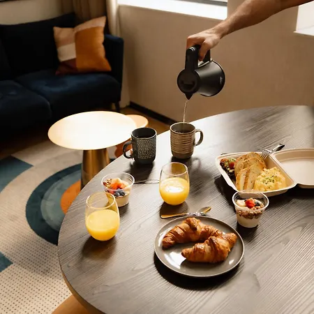 Ocean House Scheveningen Ξενοδοχείο με διαμερίσματα 4*