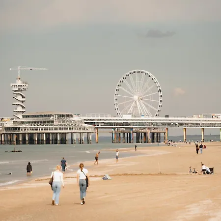 Ocean House Scheveningen Ξενοδοχείο με διαμερίσματα 4*