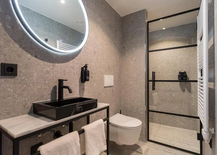 Ocean House Scheveningen 4* لاهاي