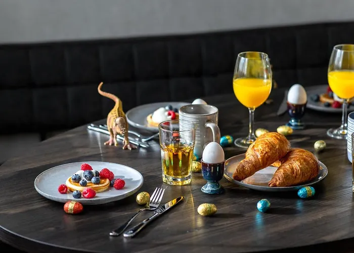 Ocean House Scheveningen 4*