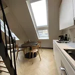 Ξενοδοχείο με διαμερίσματα Ocean House Scheveningen 4*