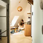 Ocean House Scheveningen 4* Χάγη