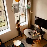 Ocean House Scheveningen 4* Χάγη