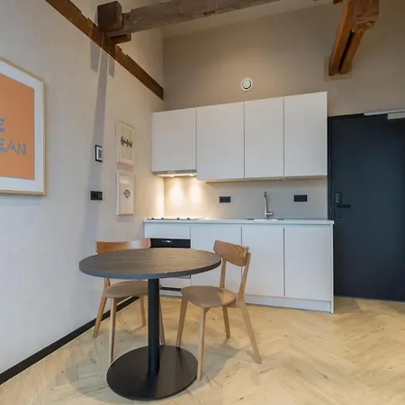 Ocean House Scheveningen Apartahotel 4*