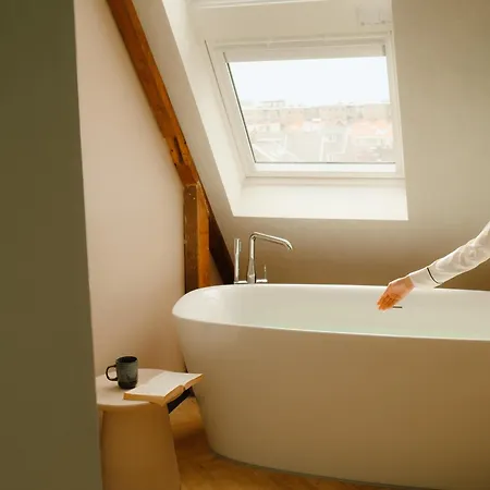 Ocean House Scheveningen 4* La Haya