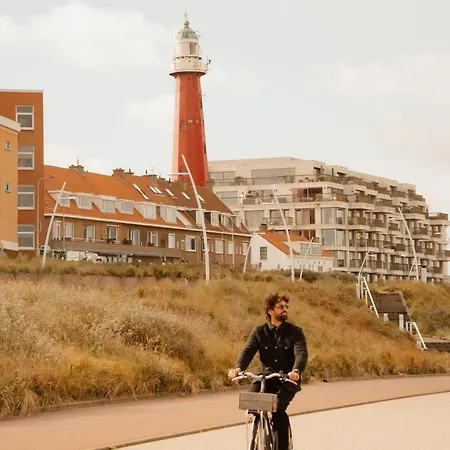 Apartmanhotel Ocean House Scheveningen 4*